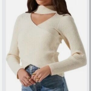 ASTR the Label Elegant Cross Front Cream Sweater